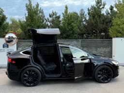 Tesla Model X 75D Performence 520 Cp Usi Flacon wing 7 Locuri — miniatură 3
