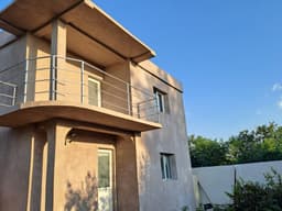 Proprietar – Gospodărie mare 5.600 mp, casă, livadă bogată, stupină și lac, com. Potlogi — miniatură 1