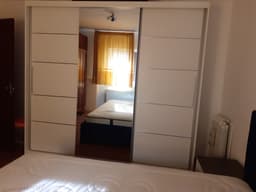 Proprietar – Gospodărie mare 5.600 mp, casă, livadă bogată, stupină și lac, com. Potlogi — miniatură 2