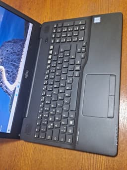 De vanzare laptop Fujitsu LifeBook A556--Procesor i5-6200U--8 GB RAM-DDR4--SSD — miniatură 6